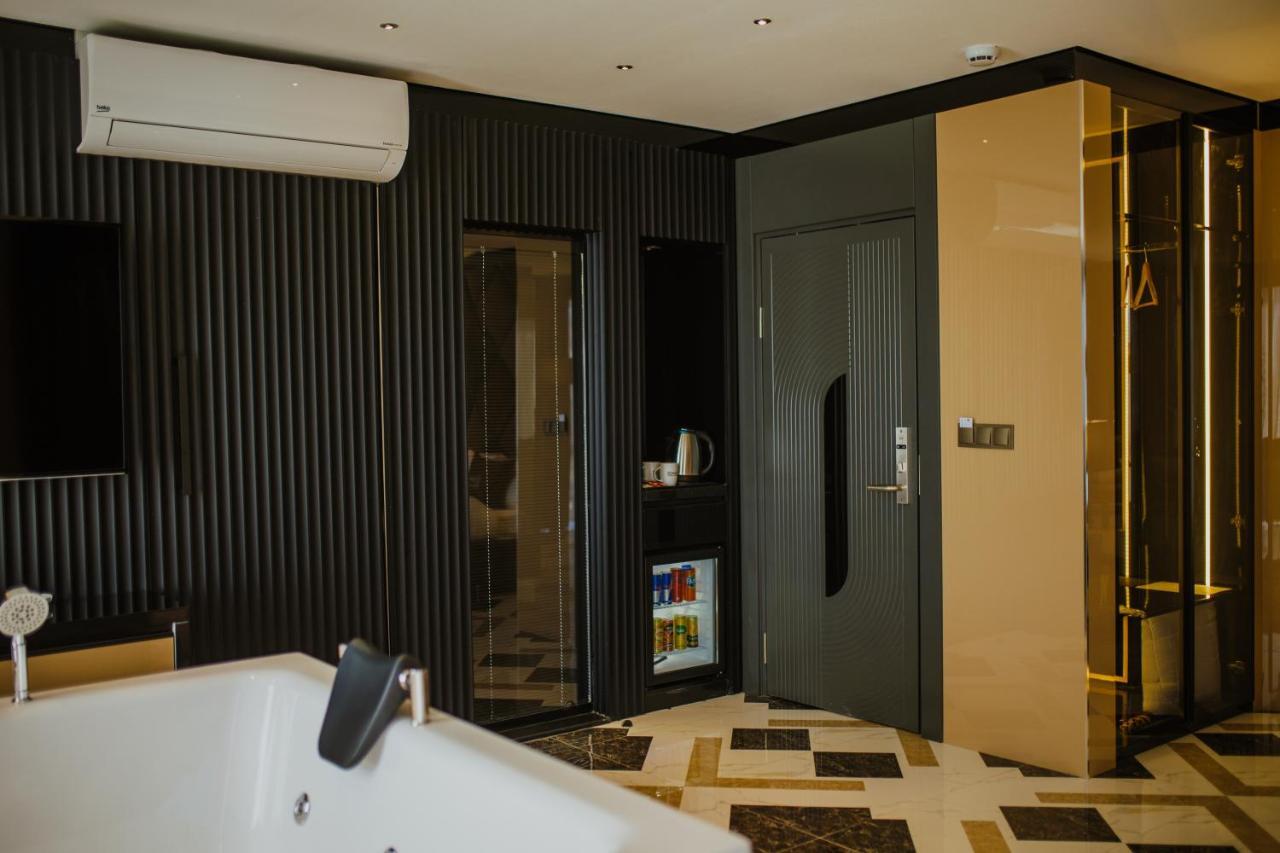 Quala Hotels & Lounge 阿克萨赖 外观 照片