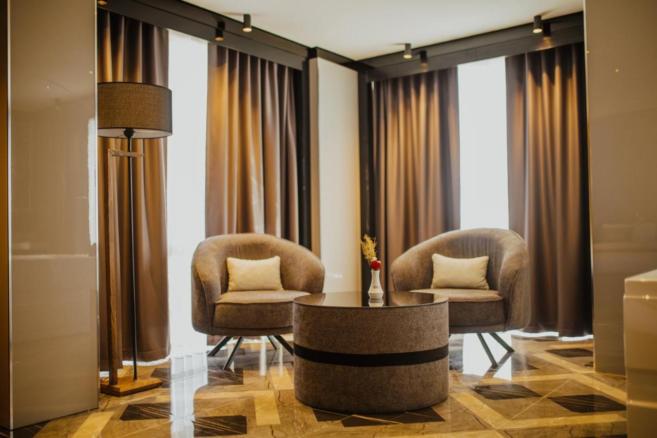 Quala Hotels & Lounge 阿克萨赖 外观 照片