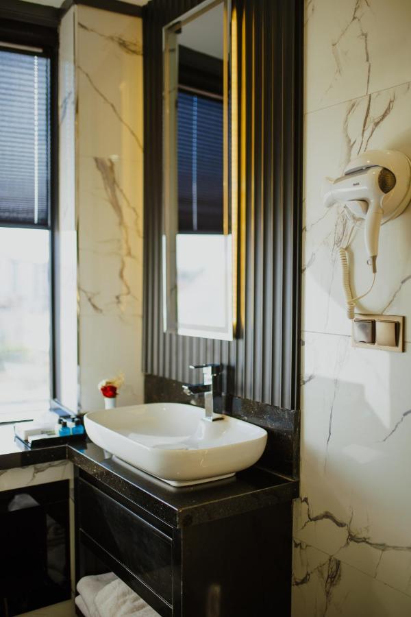 Quala Hotels & Lounge 阿克萨赖 外观 照片