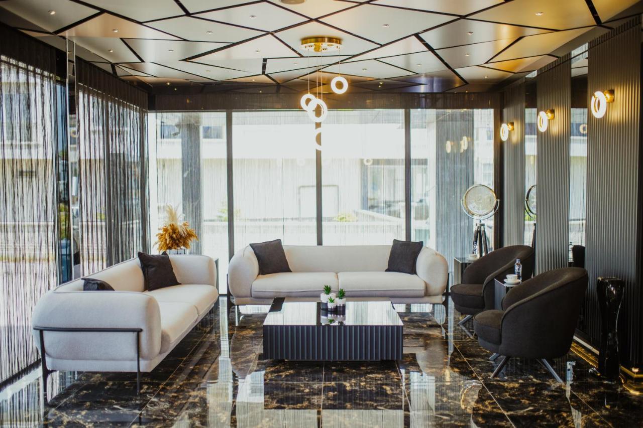 Quala Hotels & Lounge 阿克萨赖 外观 照片