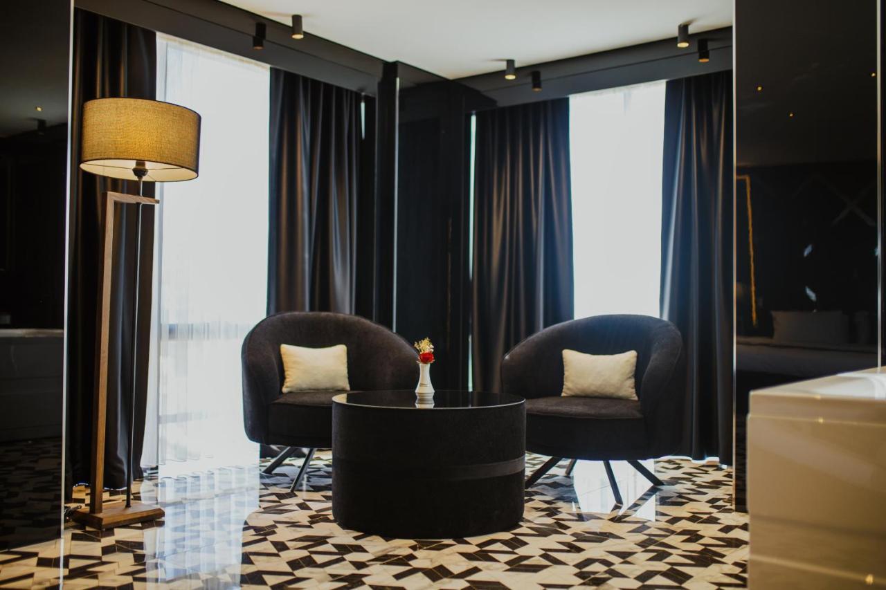 Quala Hotels & Lounge 阿克萨赖 外观 照片