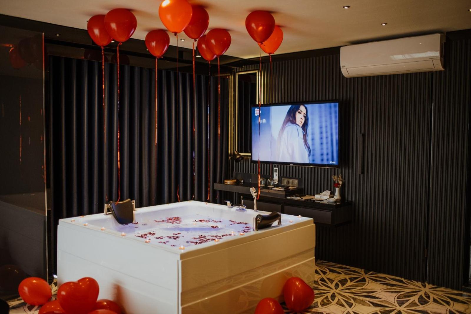 Quala Hotels & Lounge 阿克萨赖 外观 照片